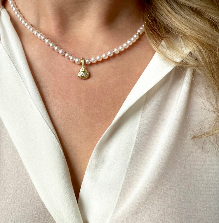 Akoya perlų vėrinys Lašas