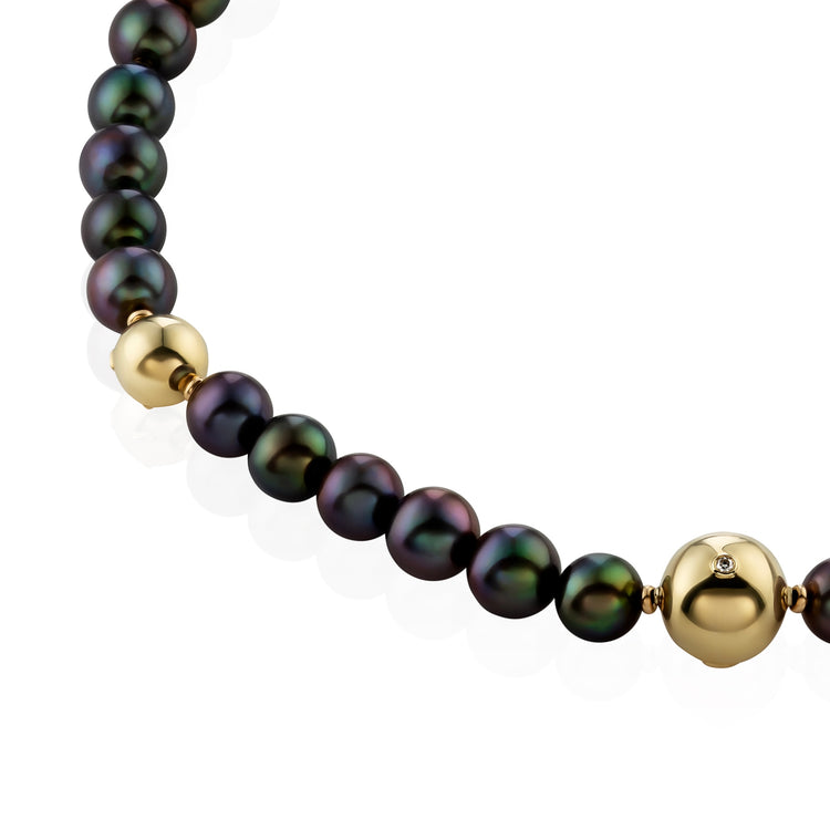 Black pearl necklace with diamonds Sun