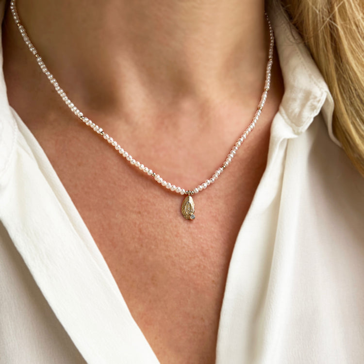 Pearl necklase with diamond Bloom