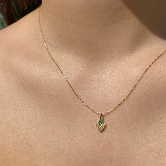 Pakabukas su smaragdu Širdis - Angelo Sparnai M