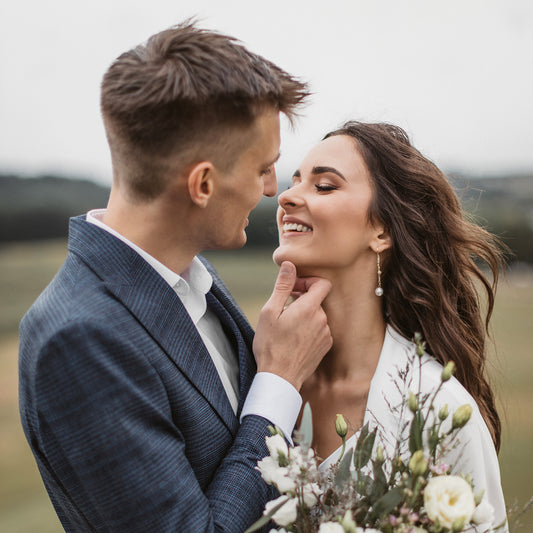 Auskarai su perlais Lelijos