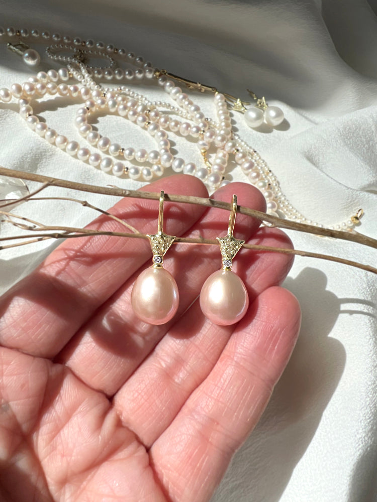 Earrings Lilies with Powder Rose Pearls