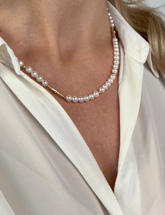 Akoya pearl necklace with diamonds Twigs