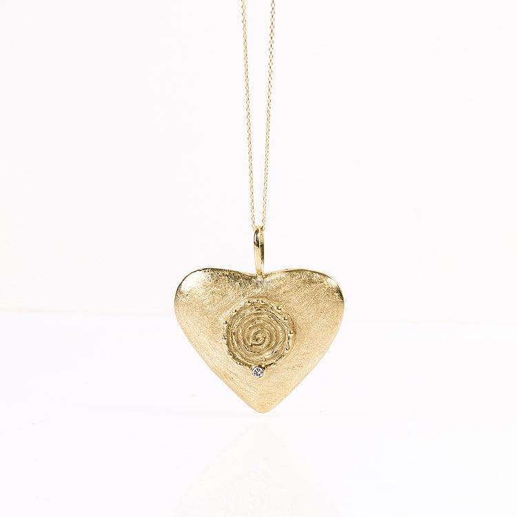 Pendant "By the Path of the Heart"